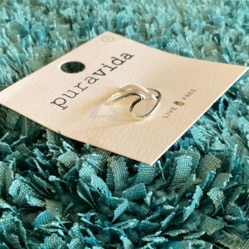 Puravida 🐚 silver wave ring